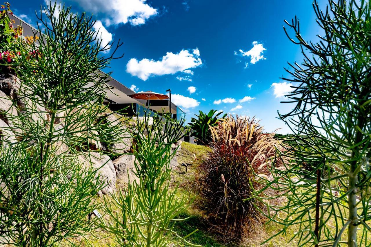 Villa Lembah Giri Villas 5***** Bouillante Exterior photo